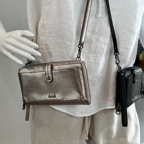 The Sak 2-4-1 Bundle of Leather Crossbody Organizers - Picture 4 of 16